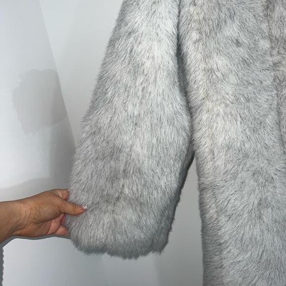 G.CASEROTTI acrylic fur coat medium - Picture 9 of 16